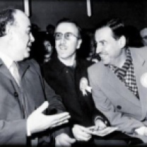 Enver Ören ve İhlas Vakfı Başkanı Mehmet Okyay (ortadaki)